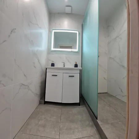 2 Bedrooms Apart. Near Unic On Ismail Street. Chisinau Exterior photo