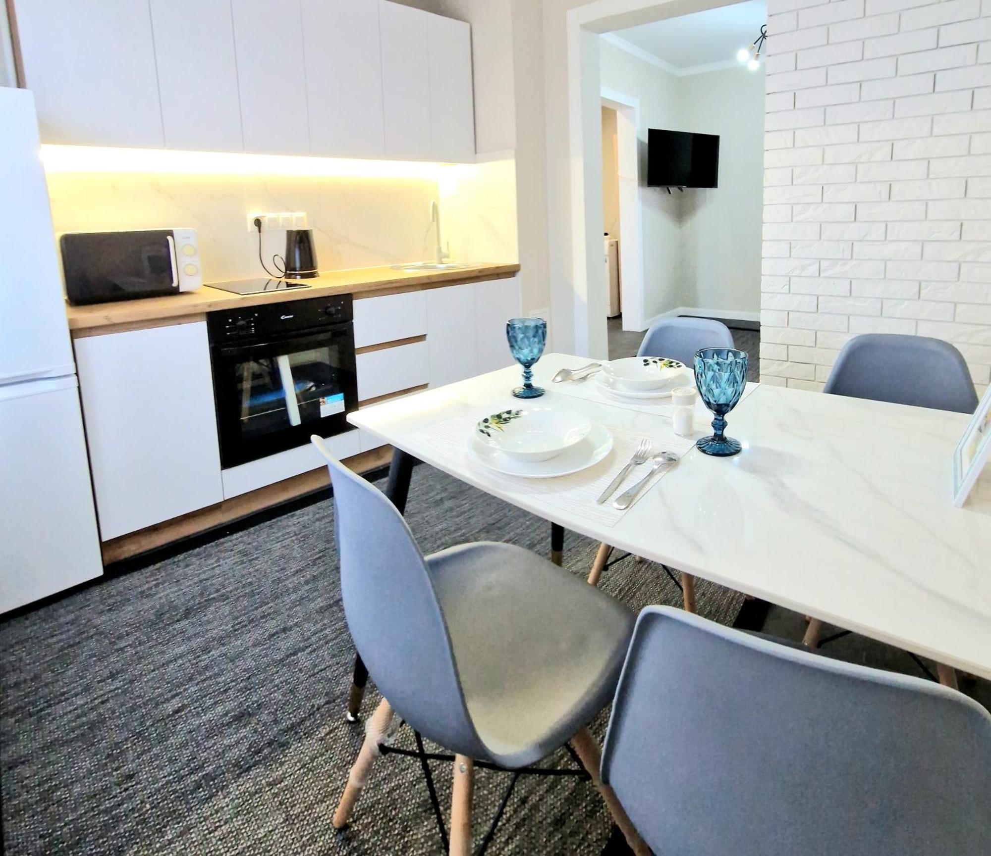 2 Bedrooms Apart. Near Unic On Ismail Street. Апартаменти *